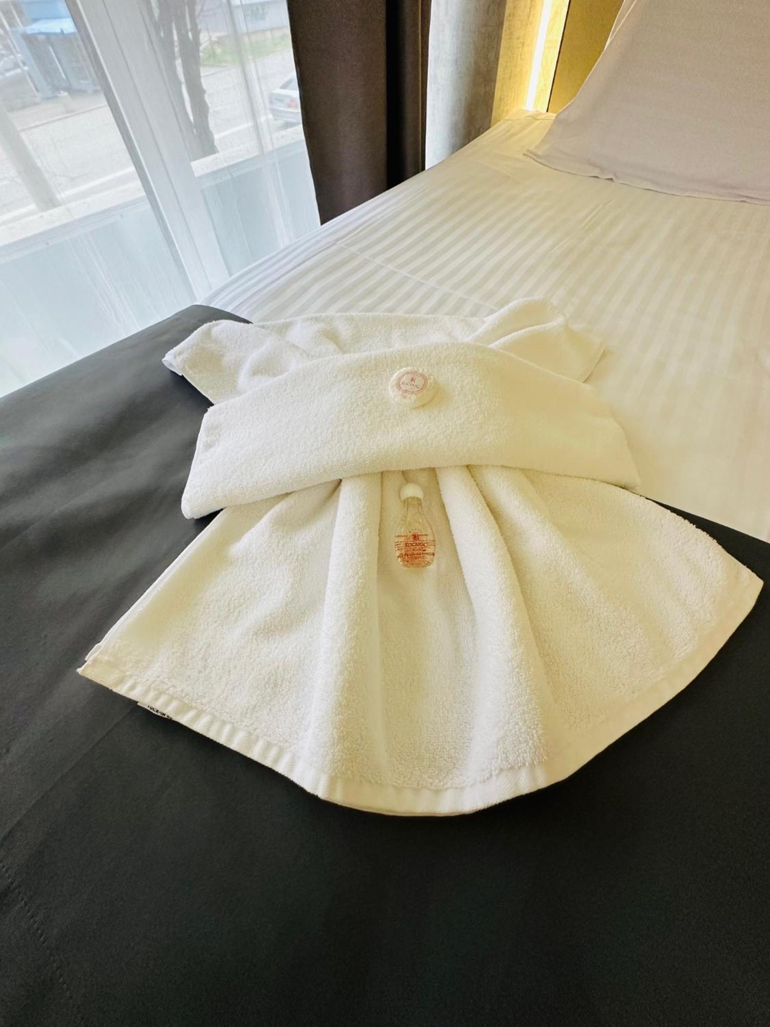 Cosmos Hotel 3*