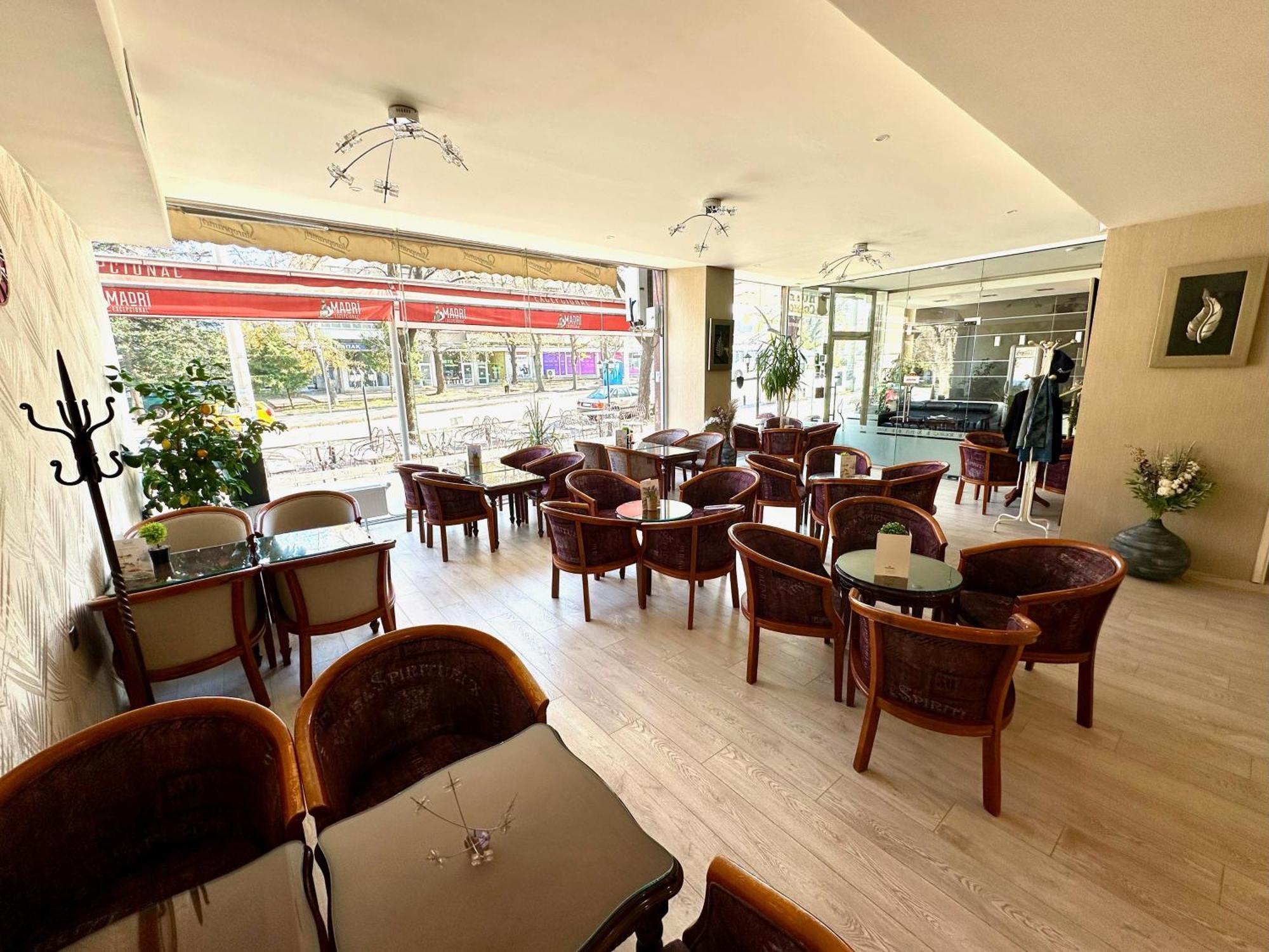 Cosmos Hotel
