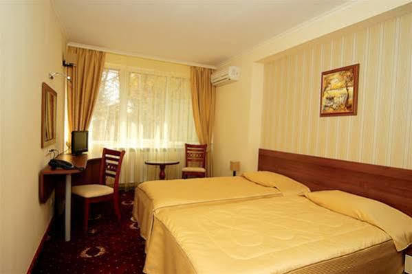 Cosmos Hotel